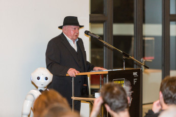 Vernissage Ausstellung "Follow The Unknown"