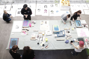 Siebdruck-Workshop zum Thema „In den Augen des Anderen“