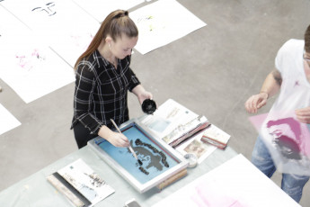 Siebdruck-Workshop zum Thema „In den Augen des Anderen“